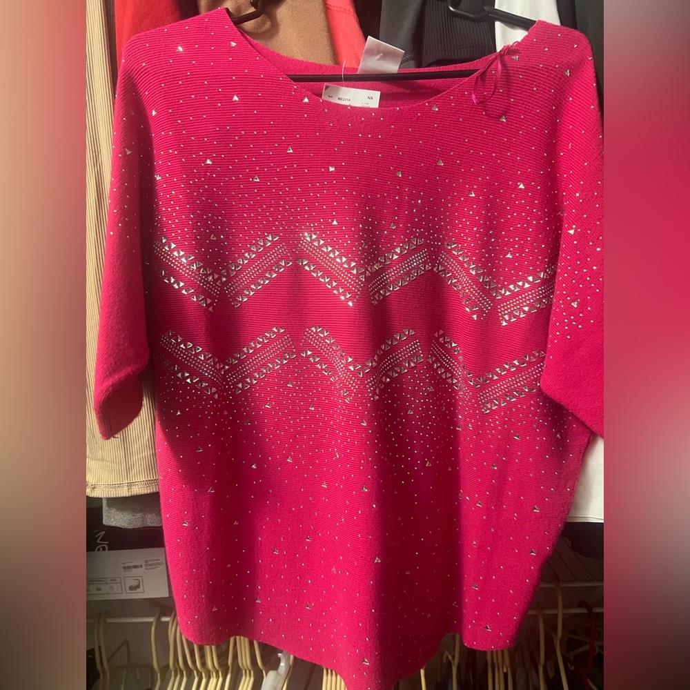 Luna fuchsia sweater
